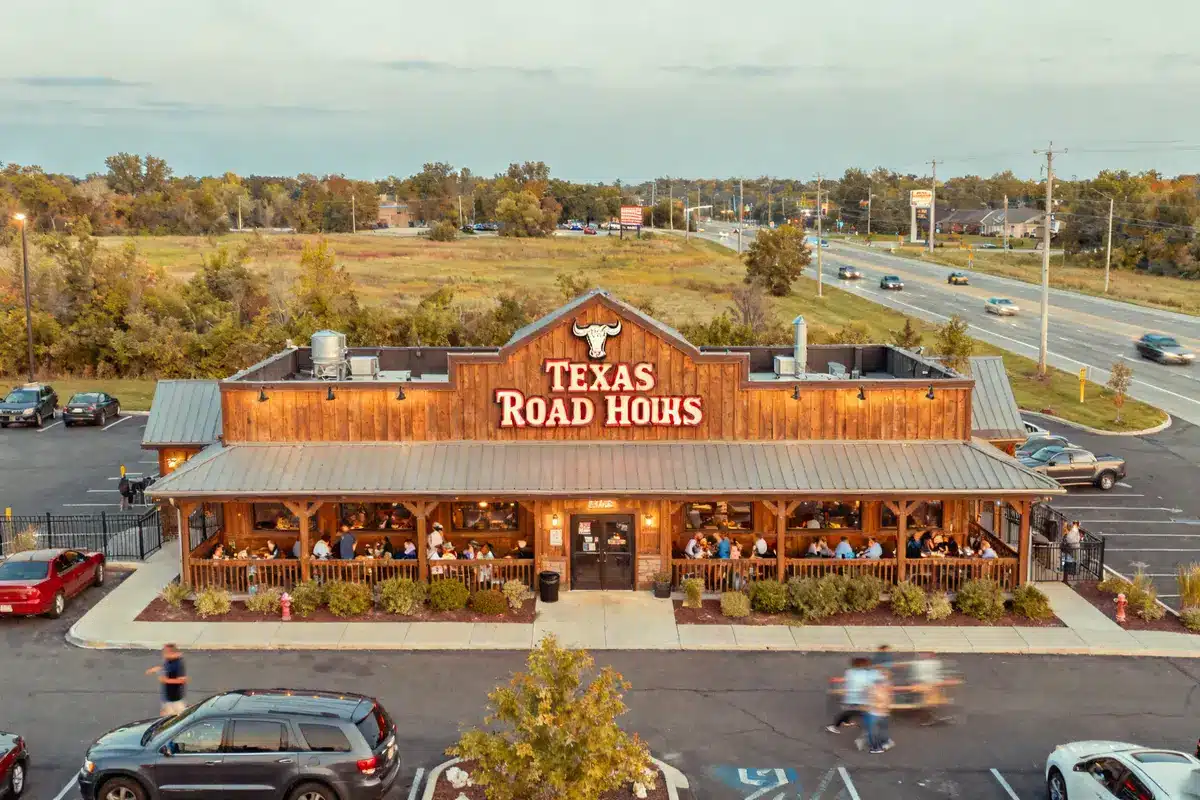 Texas Roadhouse Waukesha WI: Menu, Reviews, and Directions